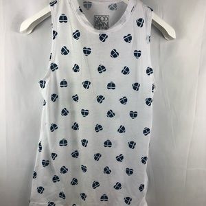 MODERNLUX women’s top size m white/ Blue  small football hearts.